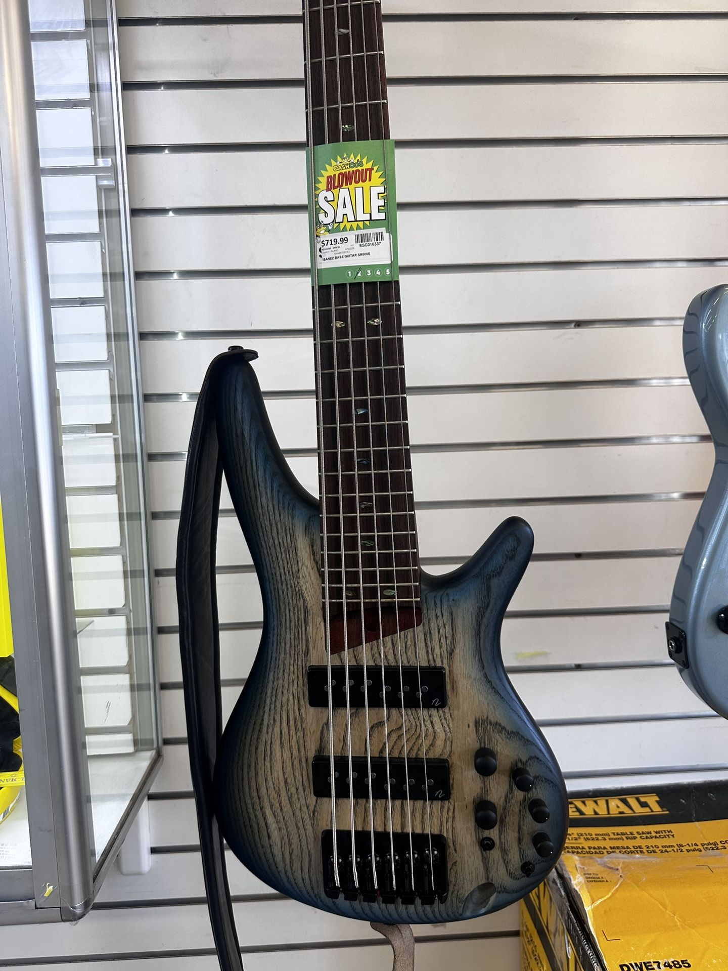 Ibanez Bass Guitar SR606E