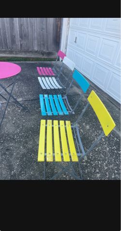 Patio bistro set. Metal chairs & tables