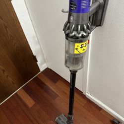 Dyson Vacuum 