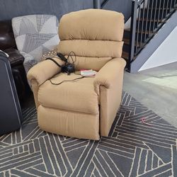 LaZboy Electric Lift Chair Recliner