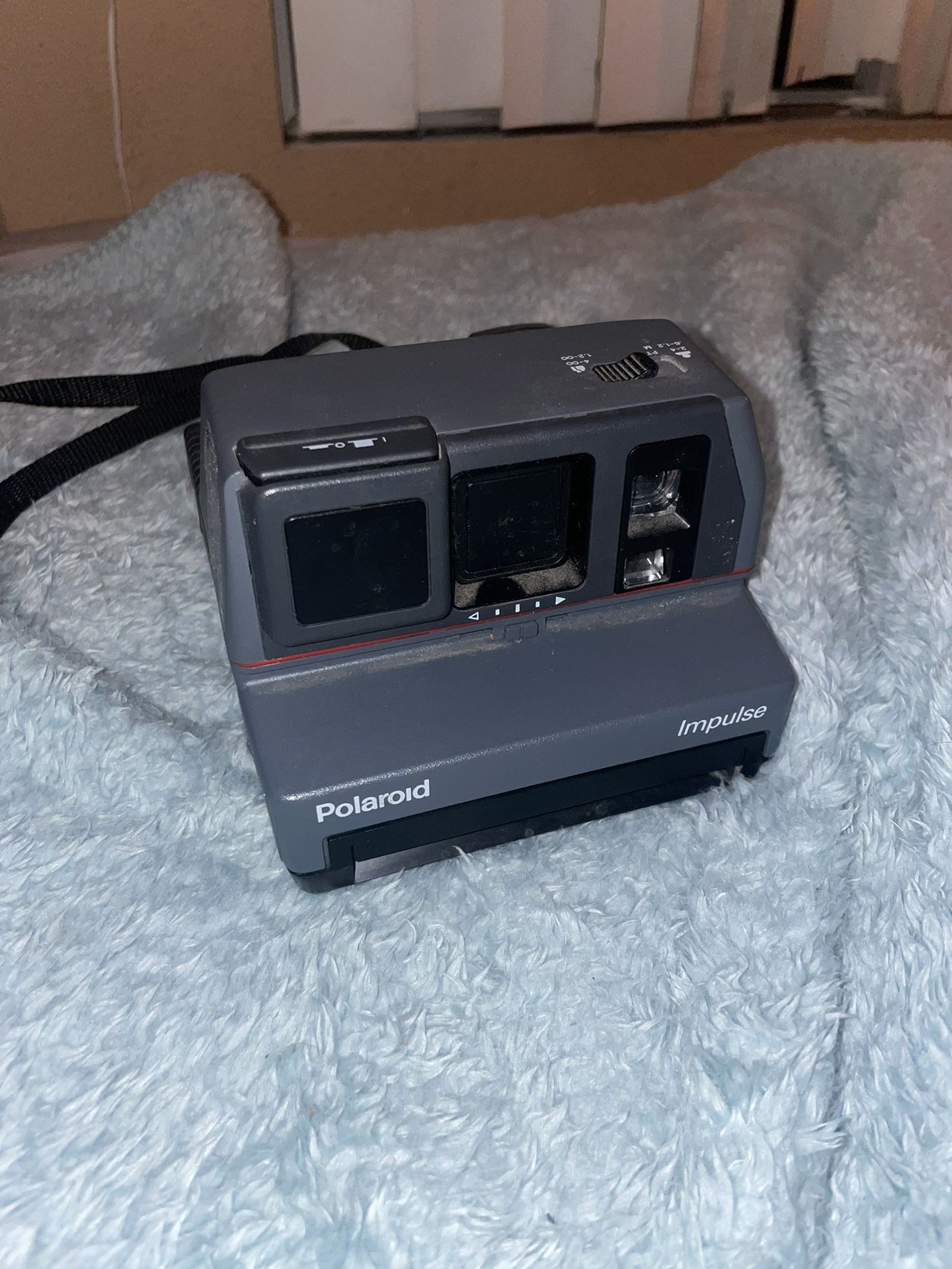 polaroid impulse camera