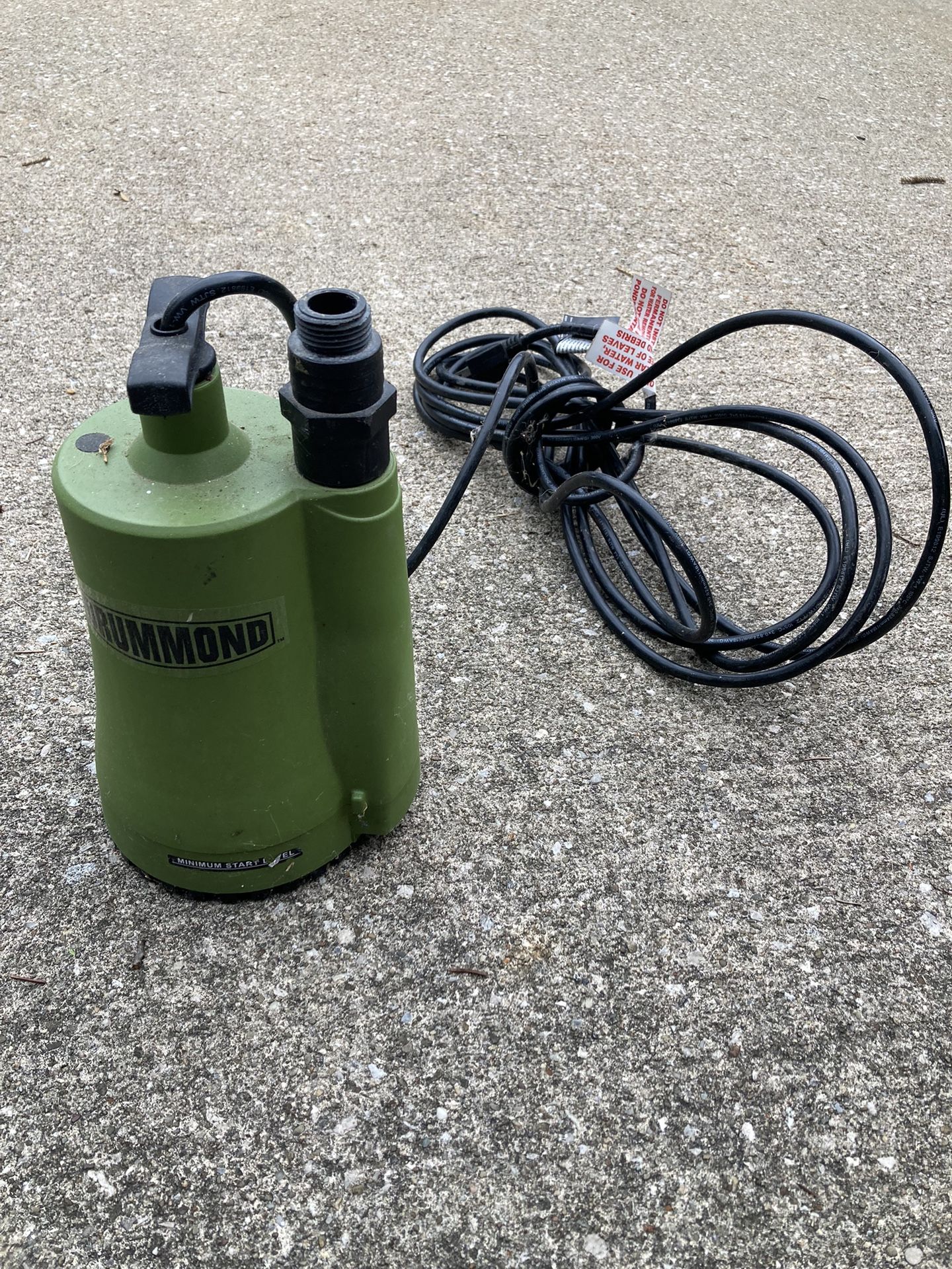1/6 HP Submersible Utility Pump 1600 GPH, 45 OFF