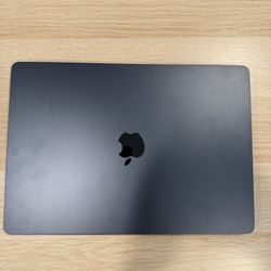 MacBook Air 16 Inch M2 