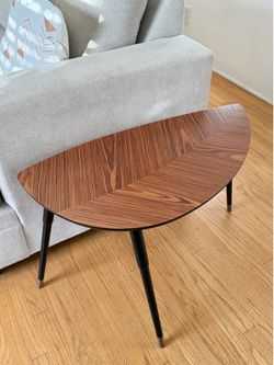 Corner side table