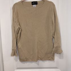 Women’s Beige Sag Harbor Crew Neck Sweater With Crochet Sleeves Size XL