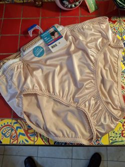 Vanity Fair Women's 5X Hi-Cut Underwear 12 Pair Sz 12 Light Control Undershapers NEW