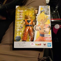 S.H.Figuarts Super Saiyan Son Goku Unopened & Still Factory Sealed 