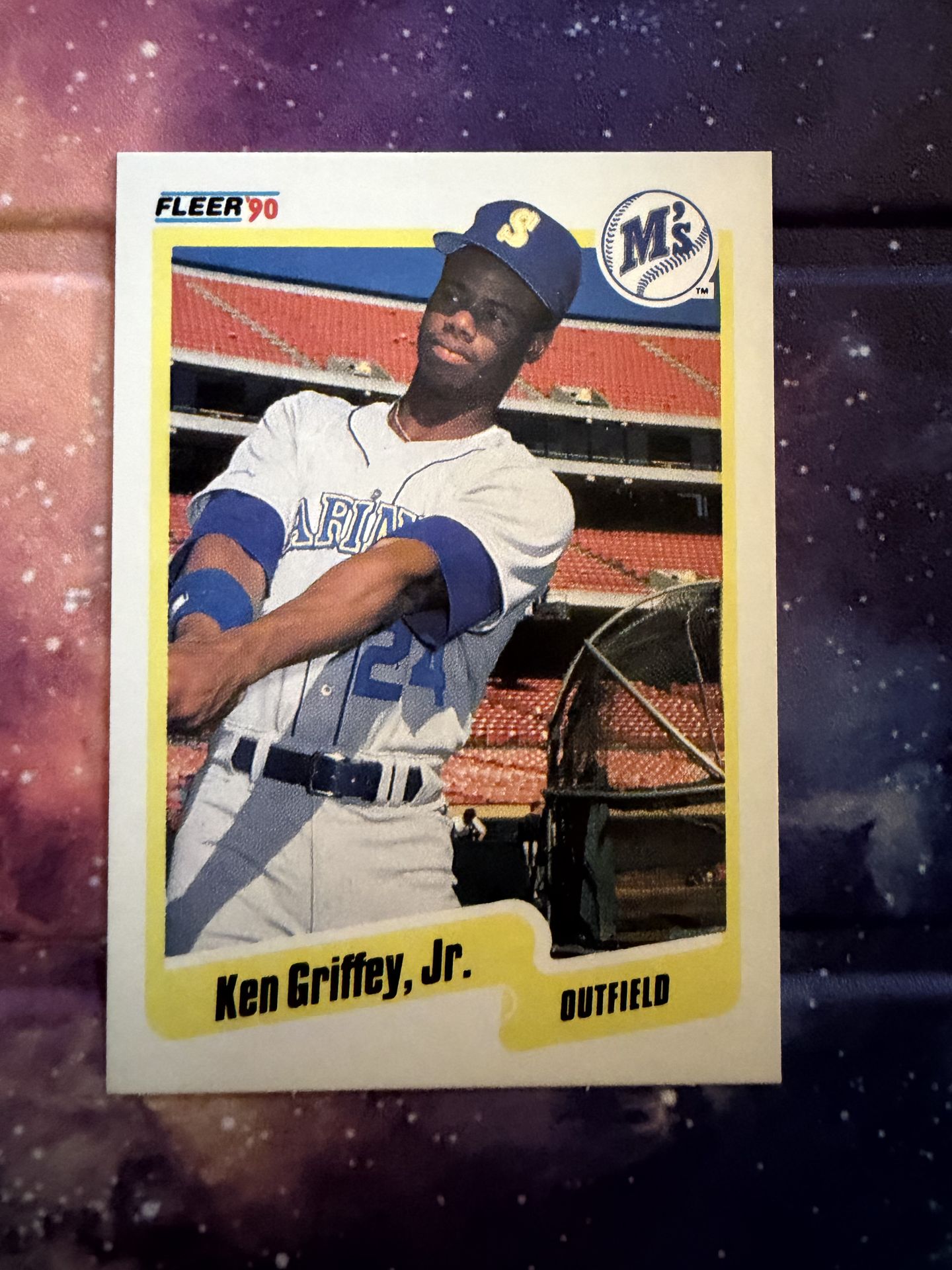 Ken Griffey JR 1990 fleer baseball card