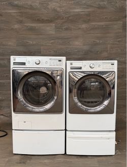 Kenmore washer and gas dryer laundry set