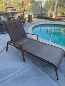 2 Modern Outdoor Patio Chaise Lounges