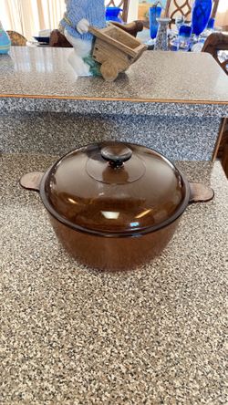 Corning Visions PYREX Amber 4.5-liter covered Dutch oven