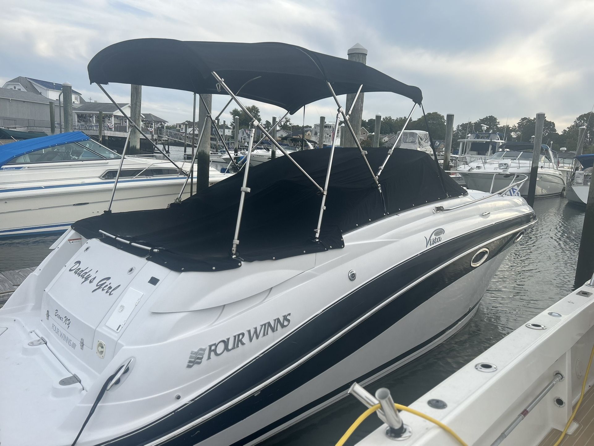 2006 Four Winns 27