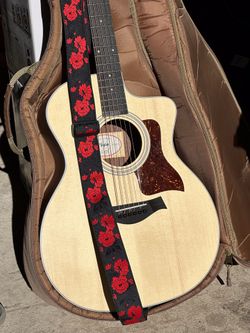 Taylor Guitar & Case Bundle - $899 obo