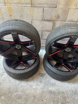 Rines Con Llantas En Buenas Condiciones