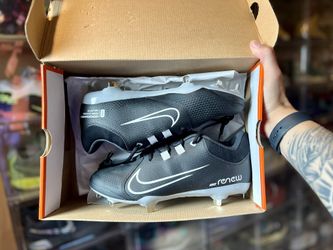 Size 10 Women - Nike Hyperdiamond 4 Pro Softball Cleats