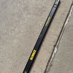 DeWalt Carbon Fiber Level