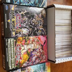 4x Structure Decks And A Random Bulk Has Around 20 Or More Holos In It 