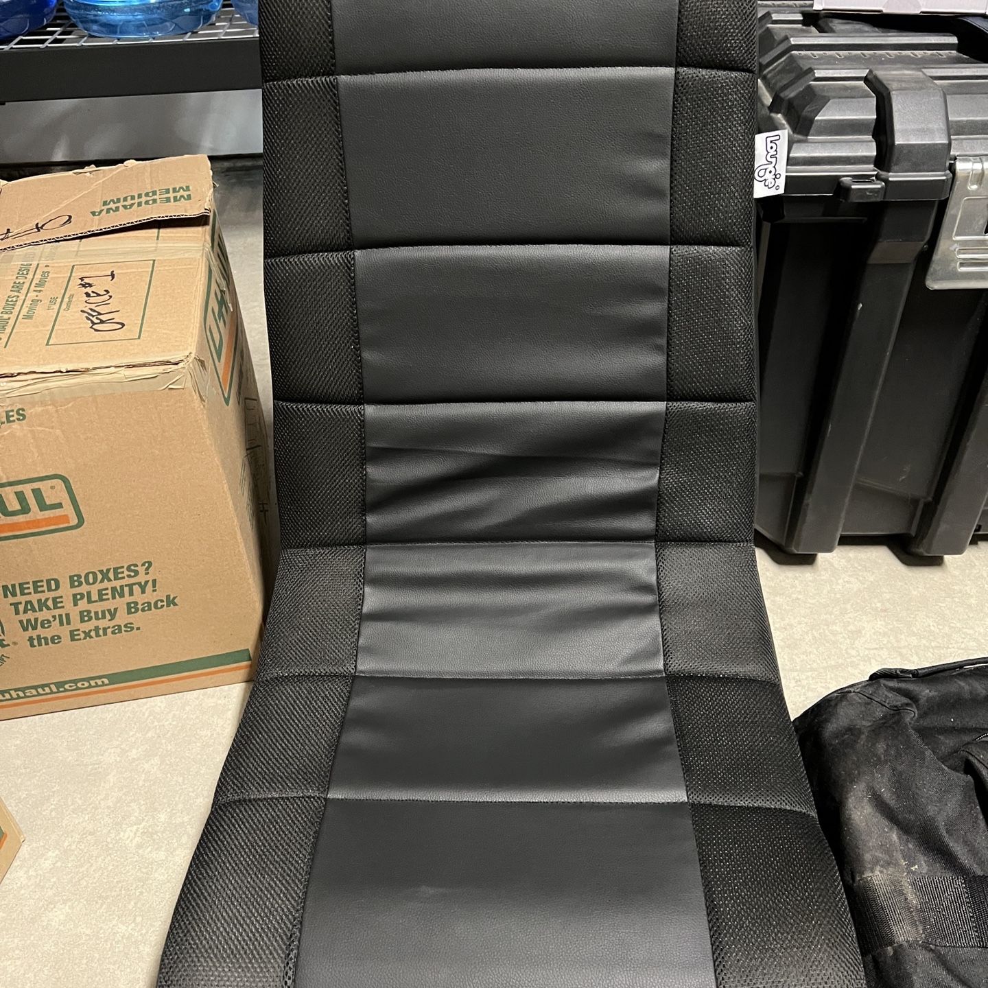 Loungie Gaming Chair