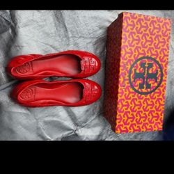 red tory Burch flats