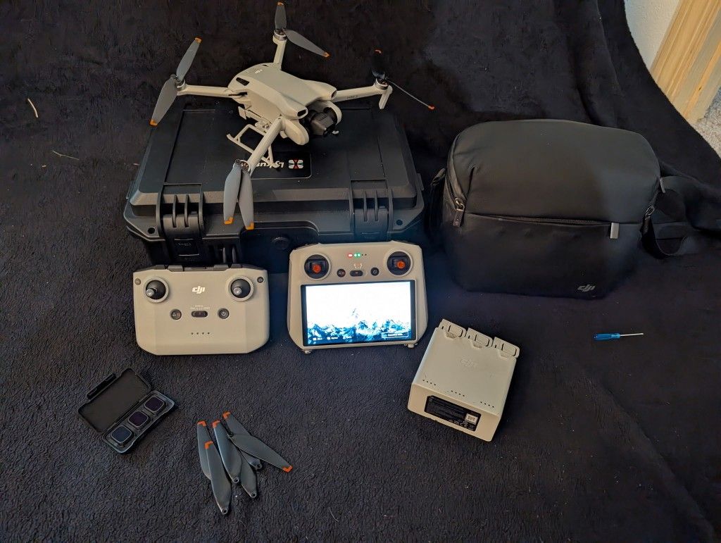 DJI MINI 3 BUNDLE
