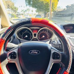 Ford Fiesta SES 2011