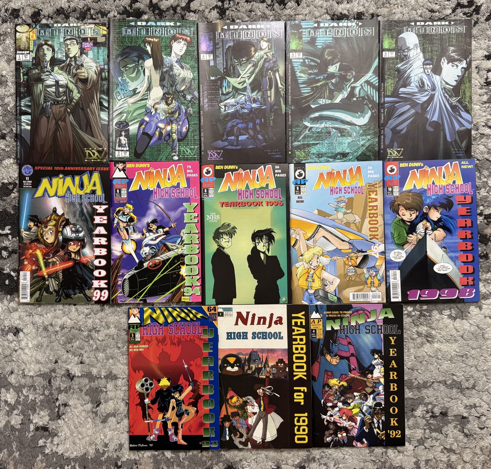 Lot Of 13 Comics Book Image 2000 DARKMINDS And Ninja High School