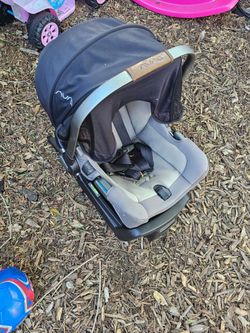 Nuna stroller