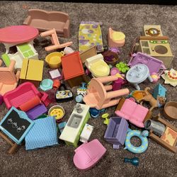 Dollhouse Furniture and Accessories 