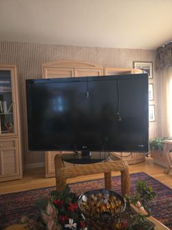 TV (large)