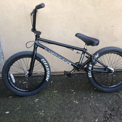 Eastern 20”BMX.    Rides Super Smooth Brand New Slimes Tubes 