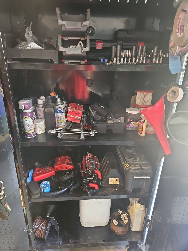 Tools Milwaukee Dewalt Husky Etc