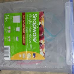 Snapware Set