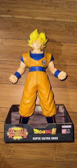 Colossal Warriors - Dragon Ball Super - Super Saiyan Goku 16" Action Figure