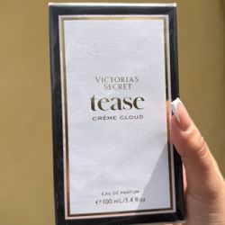 Victoria secret tease crème cloud