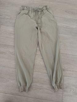 Women’s Lululemon Joggers Size 8