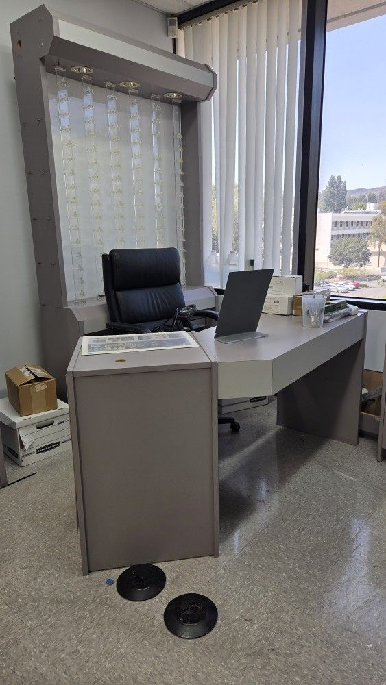 Optical display set with mirrors and desk