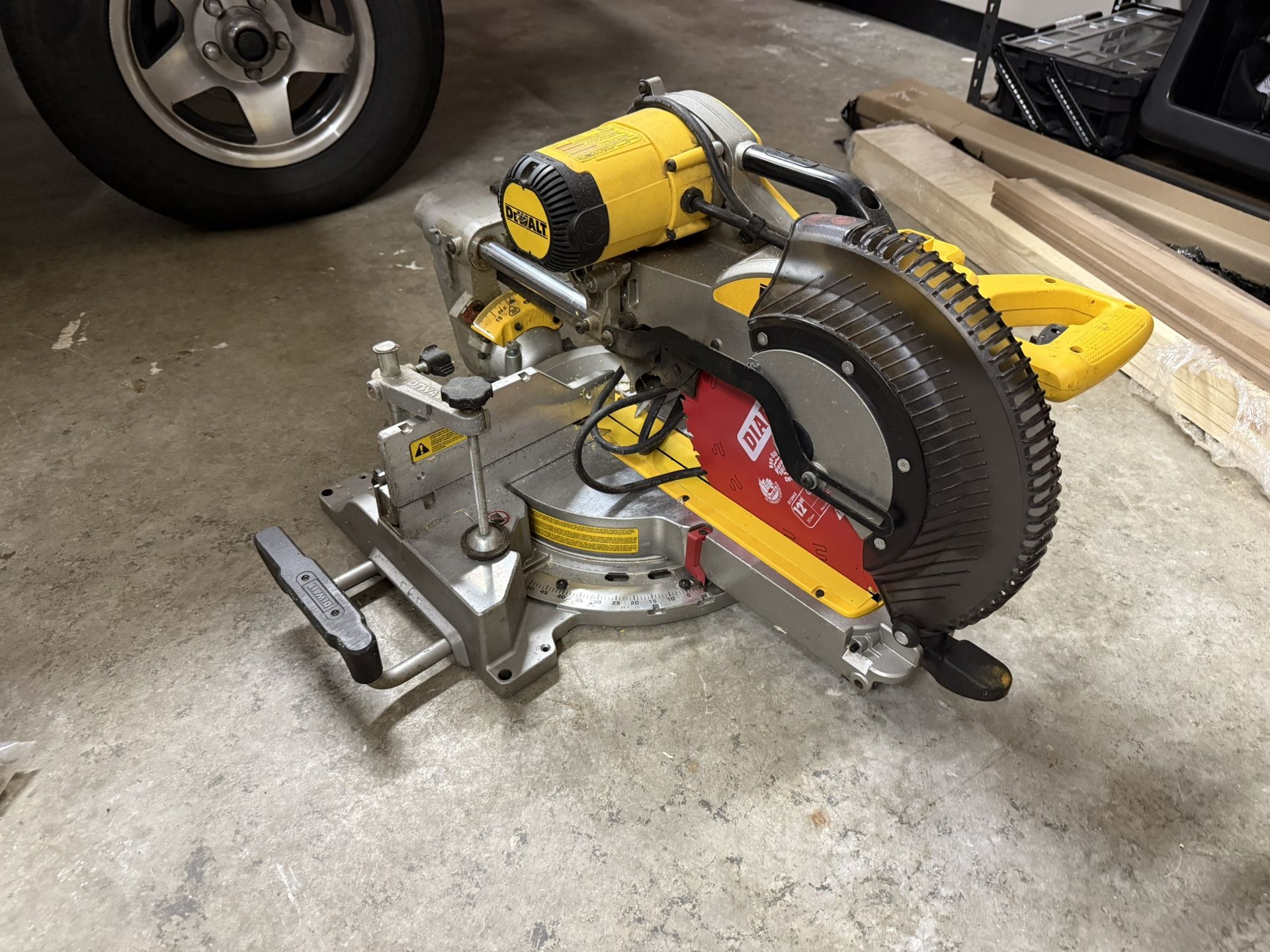 Dewalt 12” Dual Compound Sliding Miter Saw DWS 780  $350 OBO