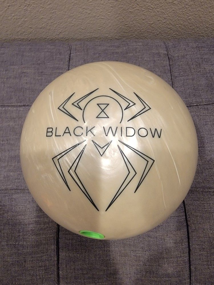 Hammer Black Widow Ghost Pearl - 15lb Bowling Ball for Sale in