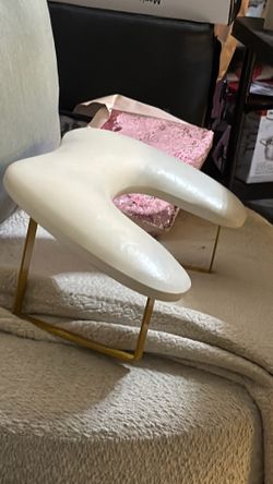 Nail Tech Arm Rest