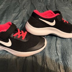 Tenis Nike  New Color Black Size3