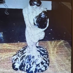 Lover Statue