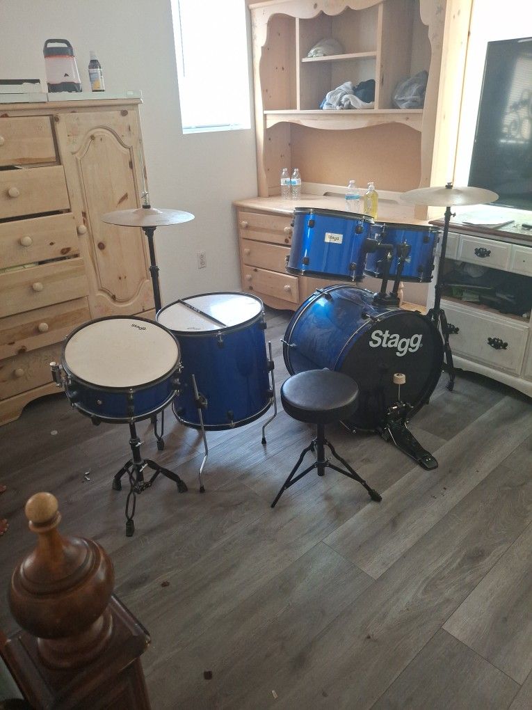 Stagg Drum Set