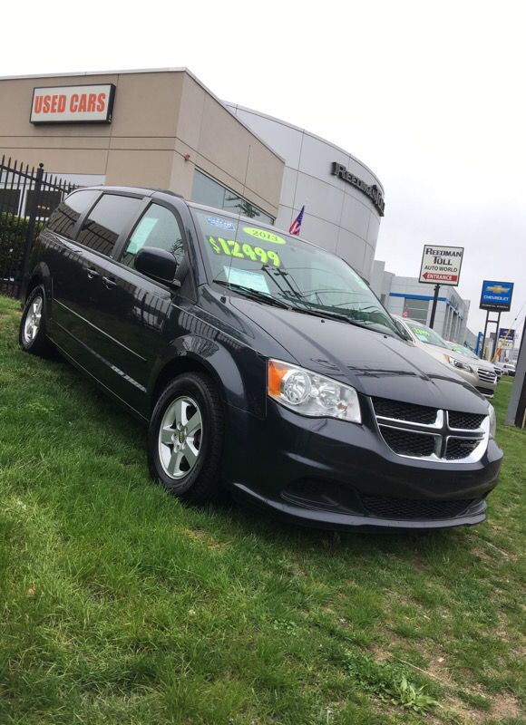 2012 DODGE GRAND CARAVAN SXT! NICE!! EVERYONE IS APPROVED! CALL TRENT NOW! $2675752029@