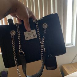 Guess Purse 