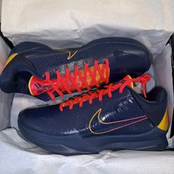 Nike Kobe 5 Caitlyn Clark “Indiana Fever” 