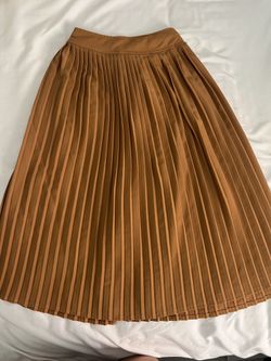 Pleated Midi Skirt Size Small