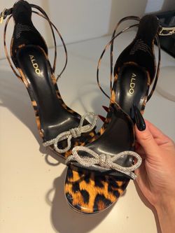 ALDO Leopard Print Heels with Rhinestone Bows – Size 37 (US 6.5)