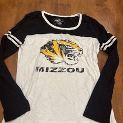 Women’s MU Mizzou campus Heritage, long sleeve T-shirt shipping available