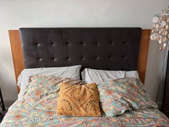 Tufted Leather and Wood Panel Headboard
