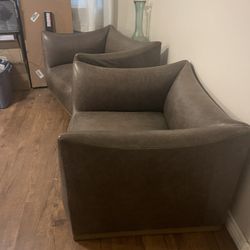 2 Oversized Soft Leather Chairs Gray